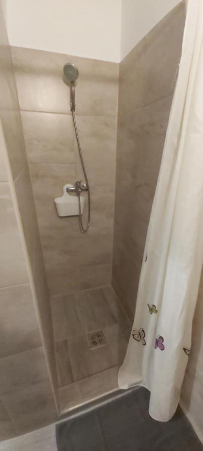 Lali Apartman Balatonudvari Ngoại thất bức ảnh